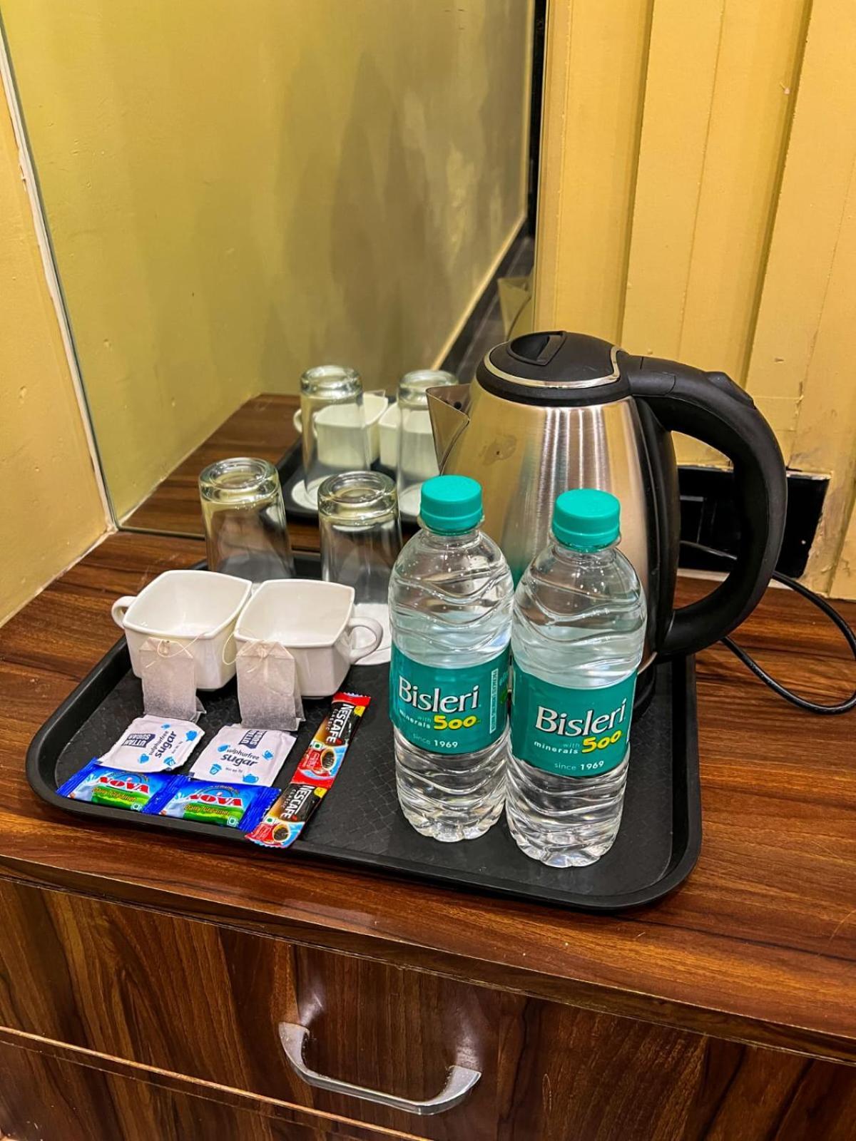 Gsm Hotel Vrindāvan Dış mekan fotoğraf